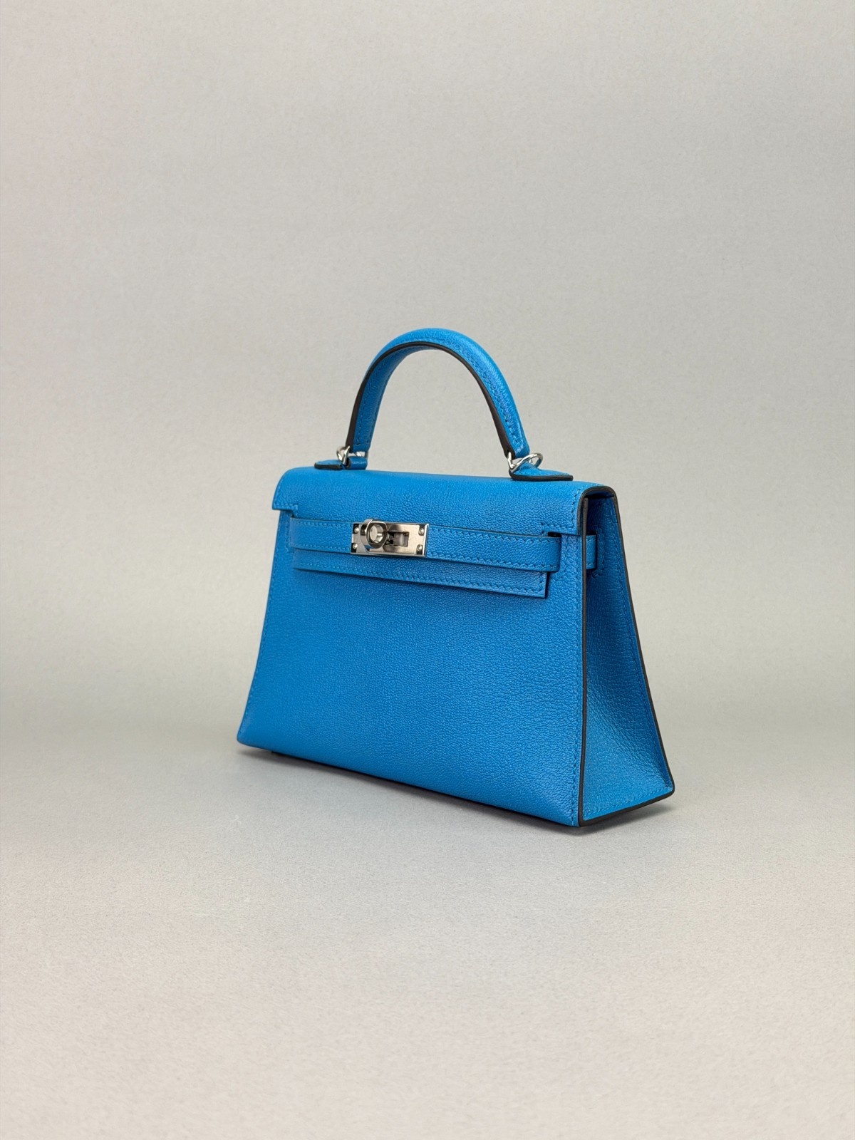 Hermes Mini Kelly 20 Chevre Blue Zanzibar Gold Hardware Preowned C Stamp