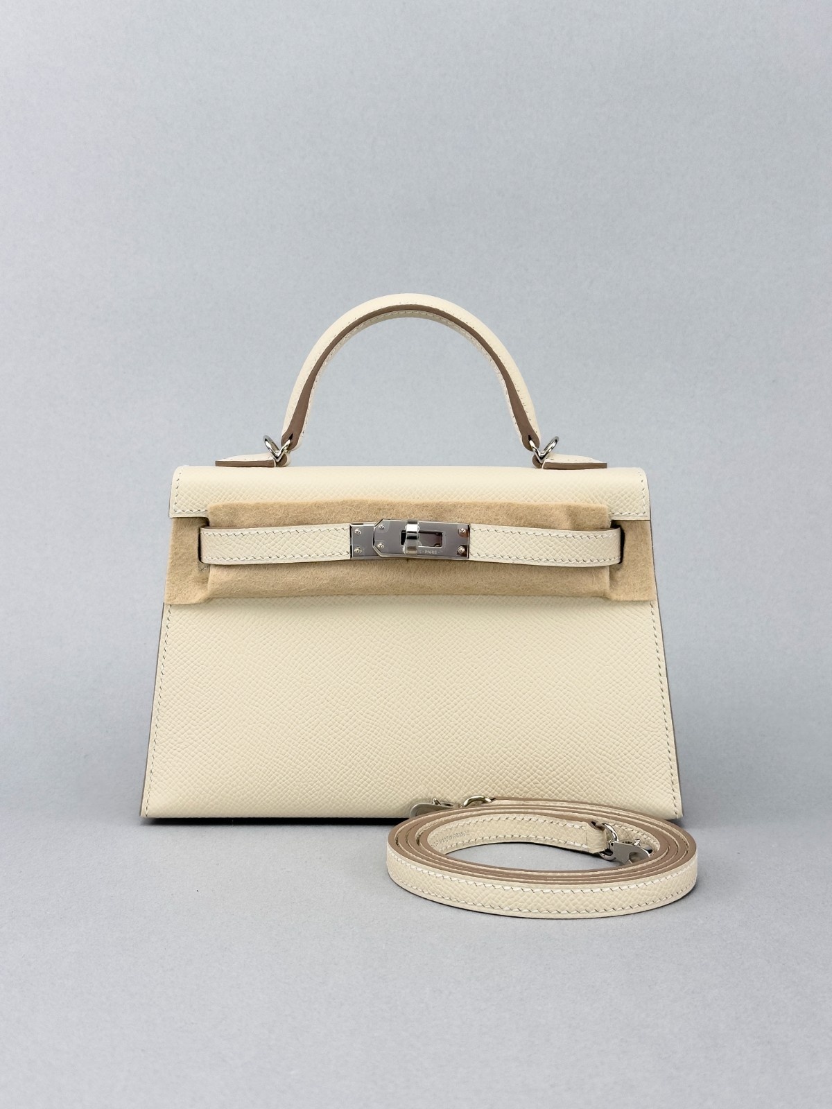 Hermes Mini Kelly 20 Epsom HSS Craie Inside Black Palladium Hardware K Stamp