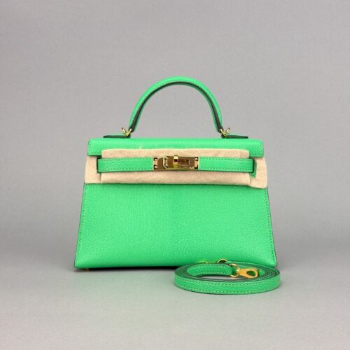 Hermes Mini Kelly II 20 Chevre Vert Comics Gold Hardware Preowned B Stamp 2023