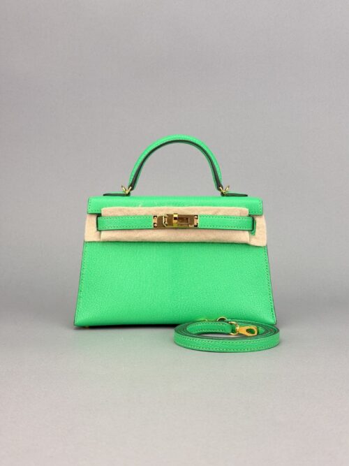 Hermes Mini Kelly II 20 Chevre Vert Comics Gold Hardware Preowned B Stamp 2023