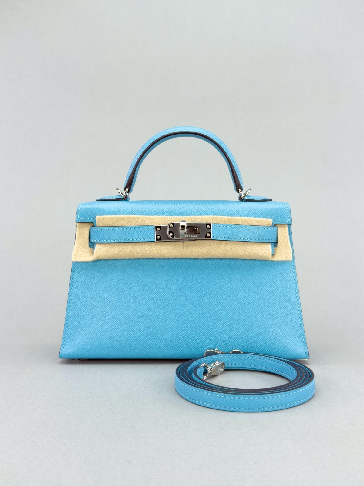 Hermes Mini Kelly 20 Sellier Madame Bleu Du Nord Palladium Hardware K Stamp 2025