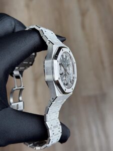 Audemars Piguet Royal Oak Frosted Gold Slate Dial Preowned 26239BC.GG.1224BC.01