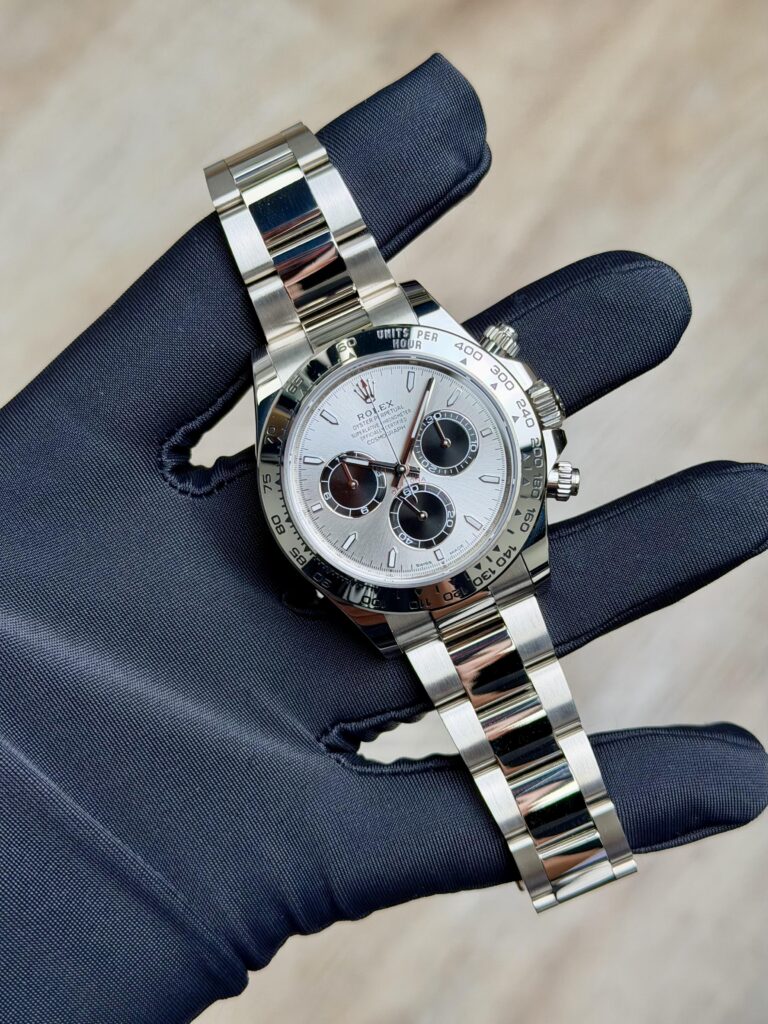 Rolex Daytona 40 Ghost Silver Steel/Black Index Oyster Preowned 2025 126509