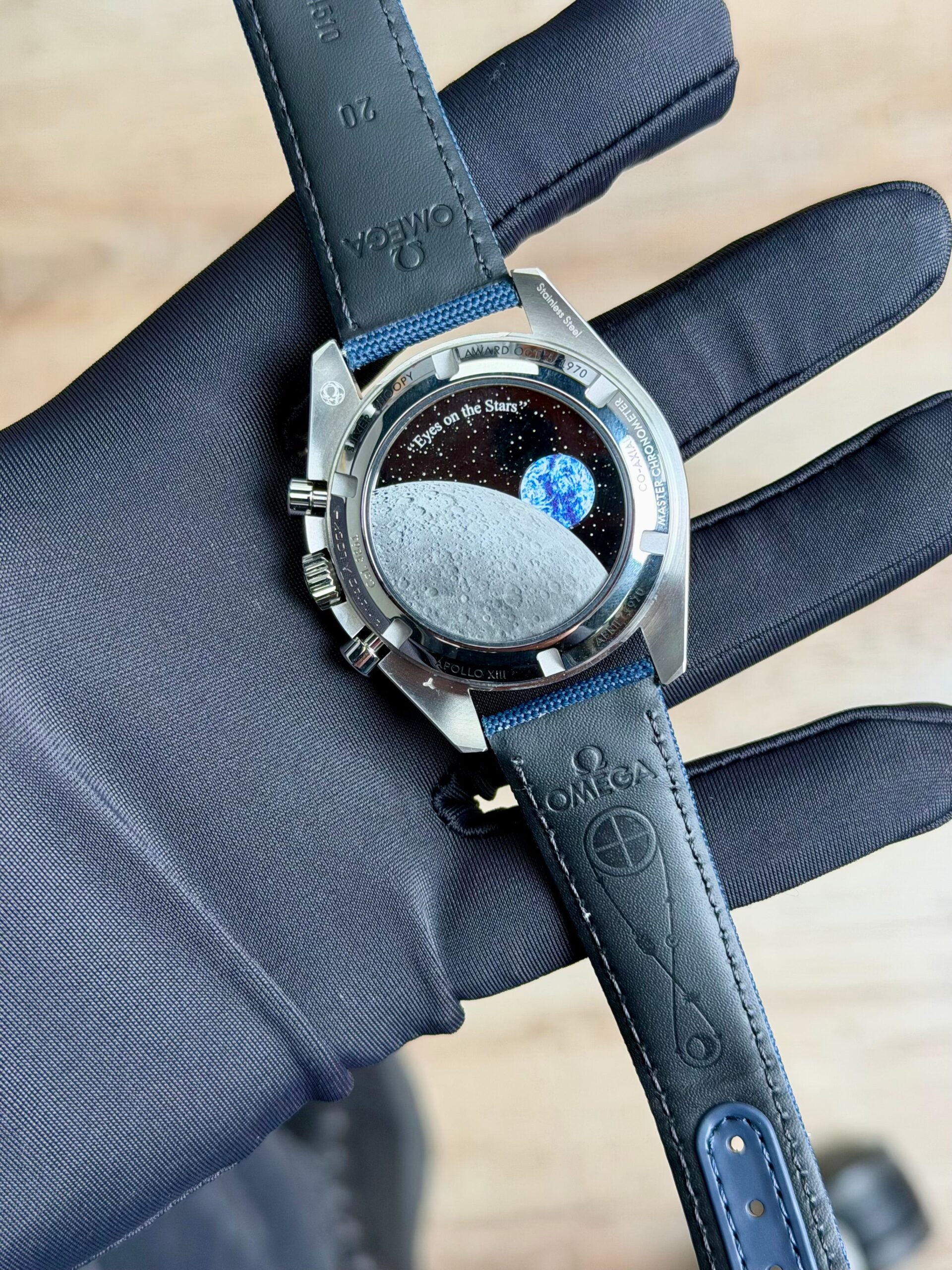 Omega Speedmaster Silver Snoopy Award Blue Strap 31032425002001 Unworn