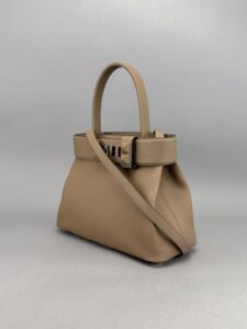 Hermes Medor Retourne Togo Beige M Palladium Hardware Preowned K Stamp