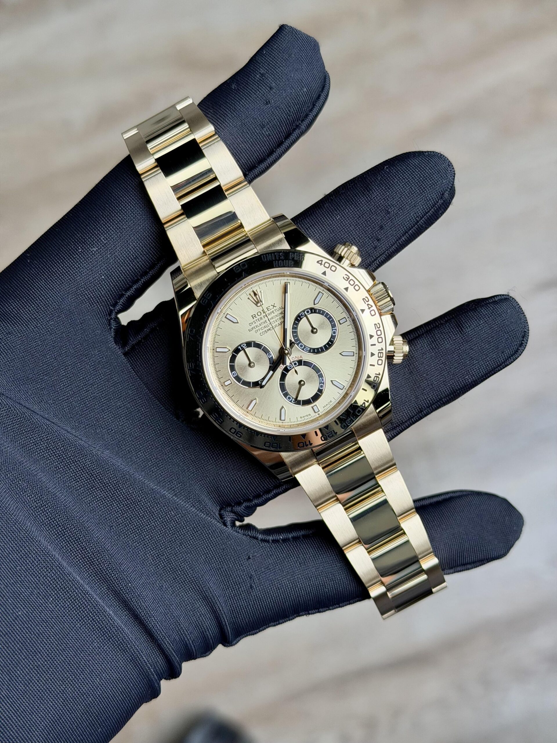 Rolex Daytona 40 Golden/Gold Index Oyster 2026 Unworn 126508