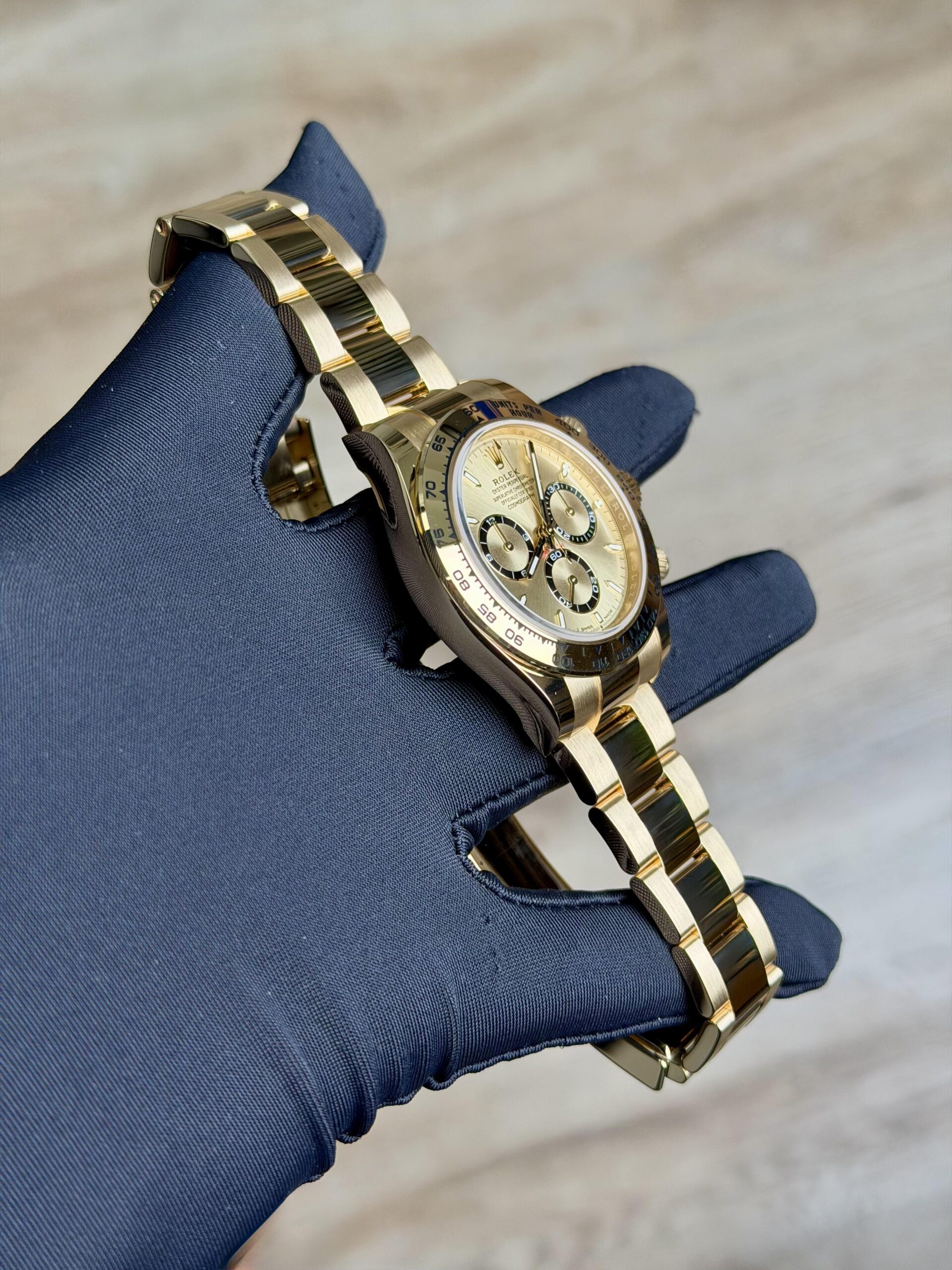 Rolex Daytona 40 Golden/Gold Index Oyster 2026 Unworn 126508