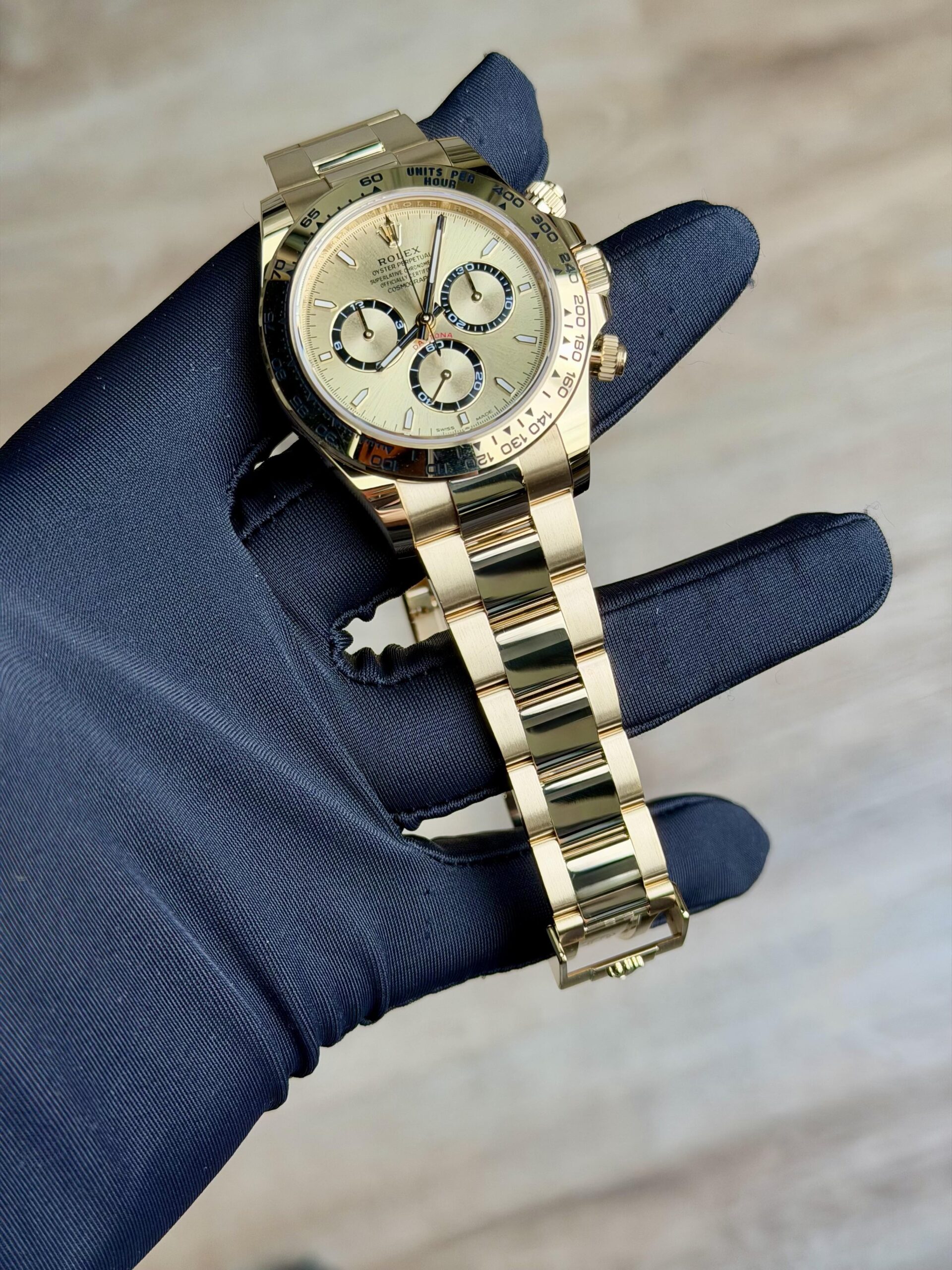 Rolex Daytona 40 Golden/Gold Index Oyster 2026 Unworn 126508
