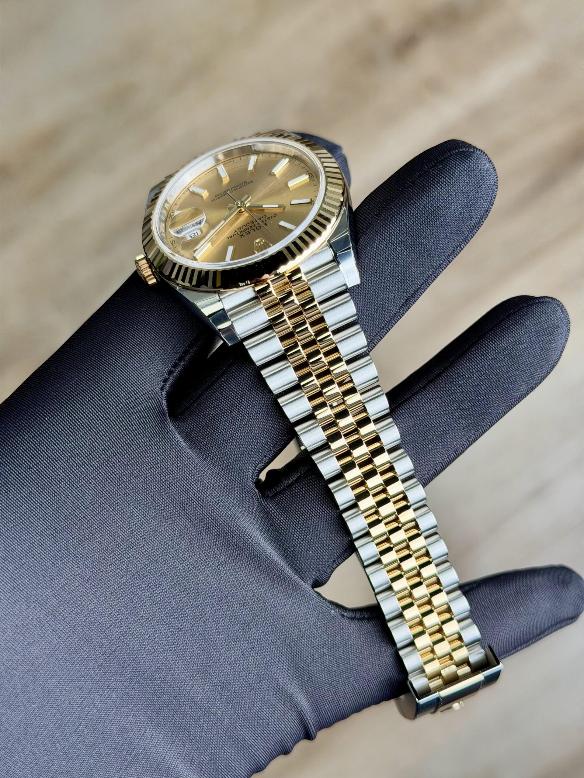 Rolex Datejust 41 Champagne Index Fluted Jubilee 2026 Unworn 126333