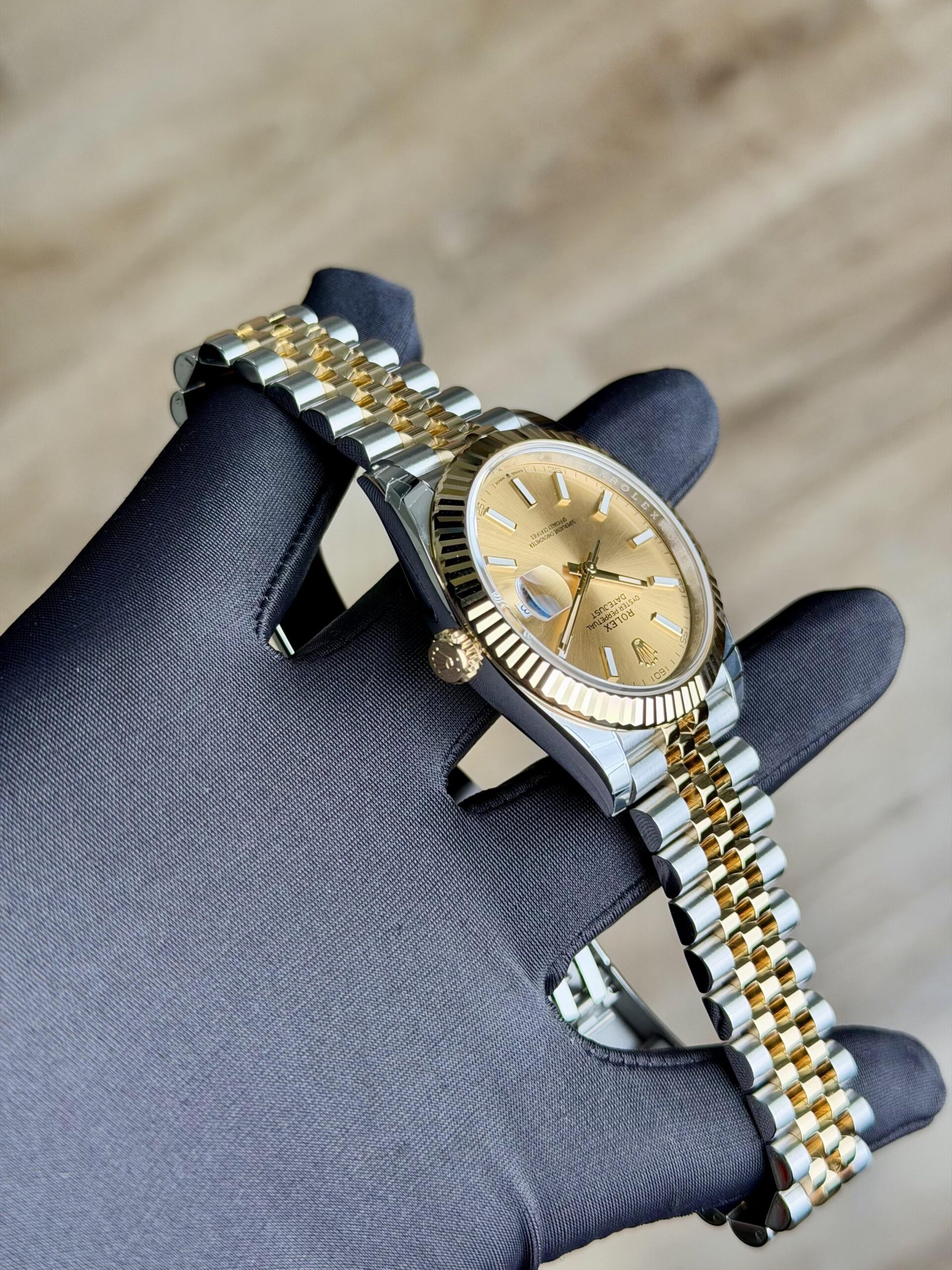 Rolex Datejust 41 Champagne Index Fluted Jubilee 2026 Unworn 126333