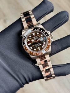 Rolex GMT-Master II 40 Tiger Iron Root Beer Black Oyster 2026 Unworn 126715CHNR
