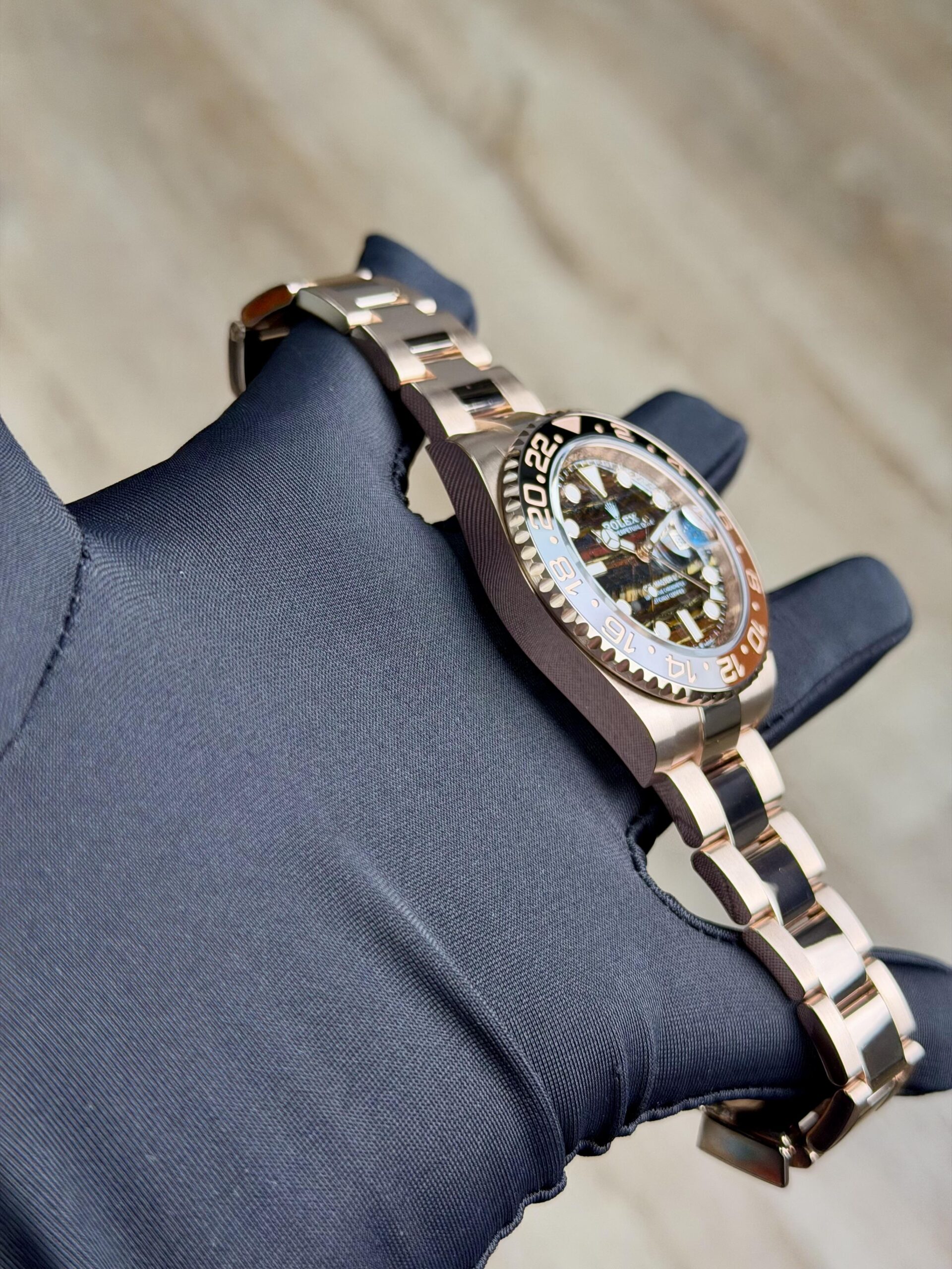 Rolex GMT-Master II 40 Tiger Iron Root Beer Black Oyster 2026 Unworn 126715CHNR