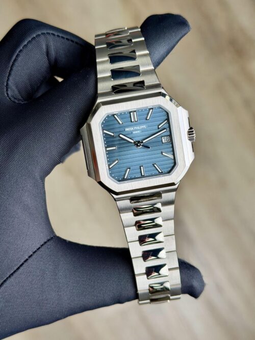 Patek Philippe Cubitus Blue Index White Gold Bracelet 2026 Unworn 7128/1G-001