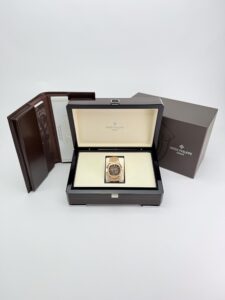 Patek Philippe Nautilus Brown Index Preowned 5712/1R-001