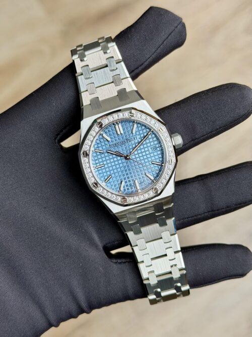 Audemars Piguet Royal Oak Ice Blue Diamond 2025 Unworn 77451ST.ZZ.1361ST.03