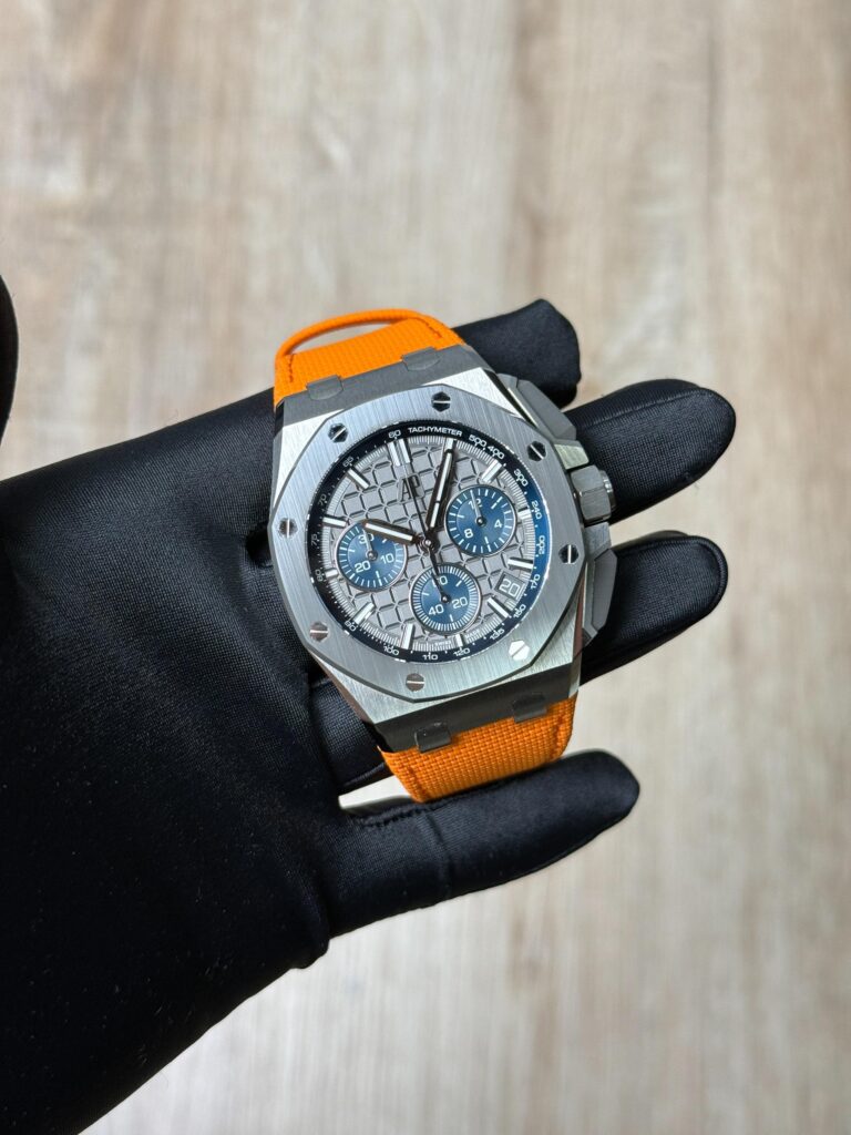 Audemars Piguet Royal Oak Offshore 43 Grey Mega Preowned 26420IO.OO.A009CA.01