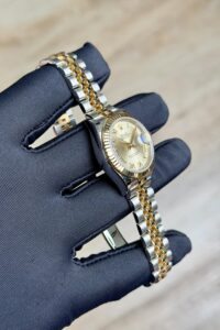 Rolex Datejust 28 Champagne Roman Fluted Jubilee Preowned 2017 279173