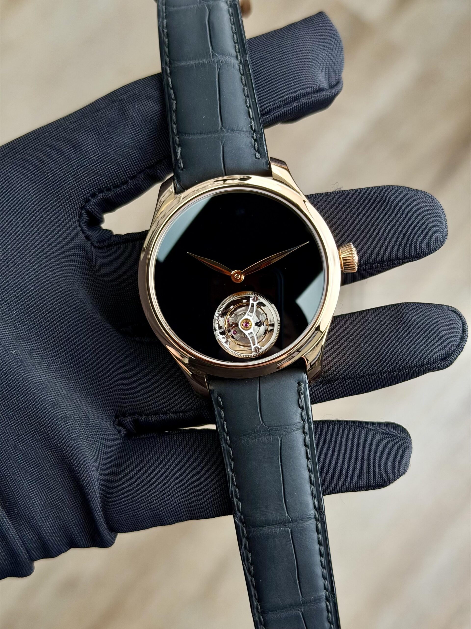 H. Moser & Cie Endeavour 40 Tourbillon Concept Vantablack 2024 Unworn 1804-0403