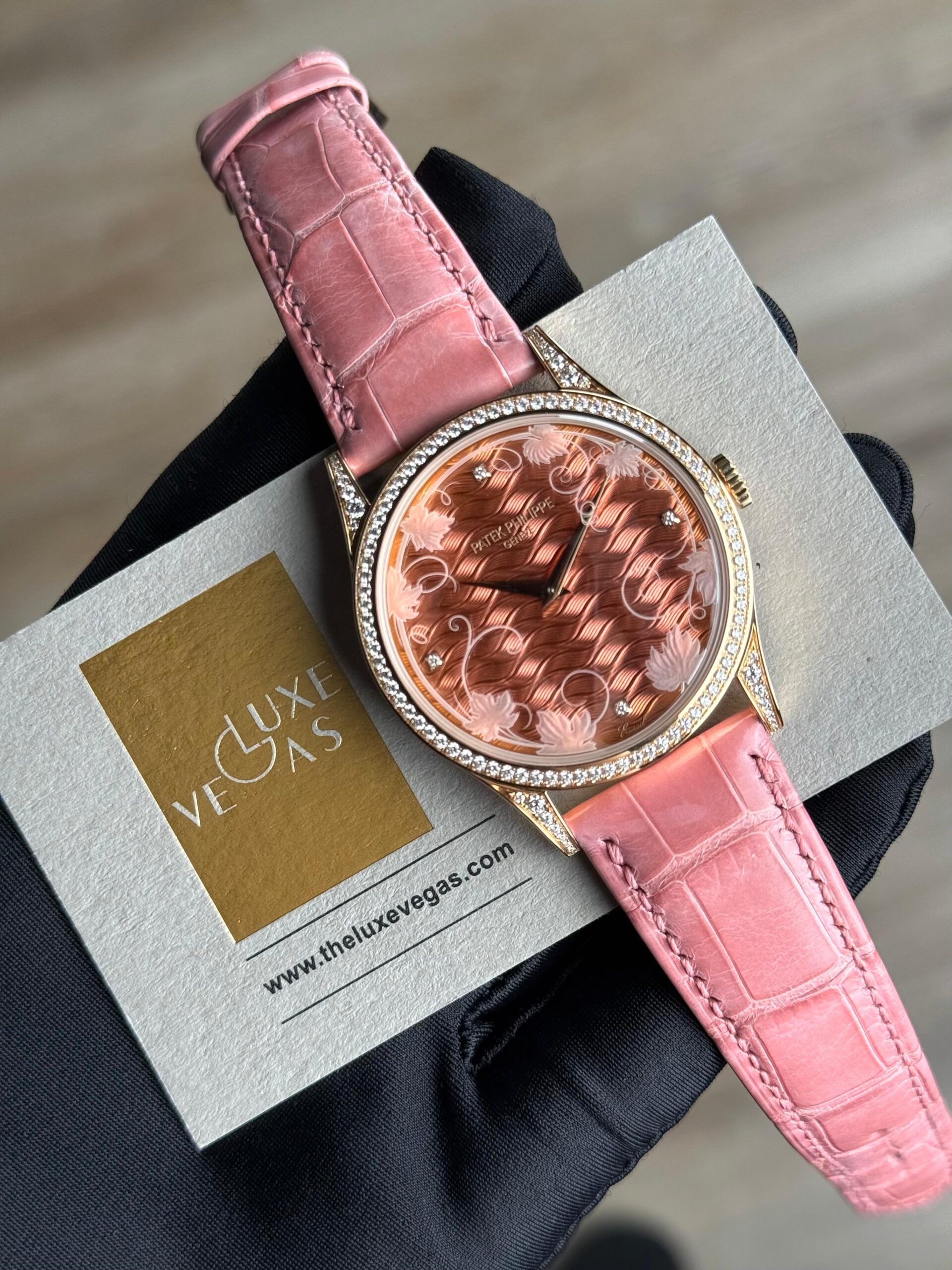 Patek Philippe Rare Handcrafts Calatrava 5077/100R-066 Unworn 2025