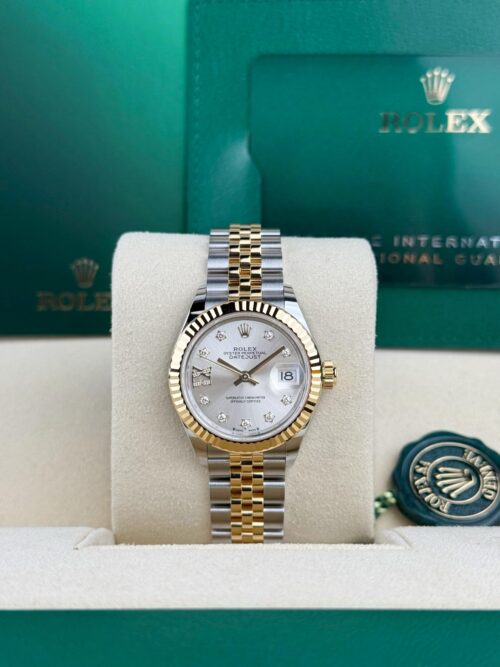 Rolex Datejust 28 Silver Star Diamond IX Fluted Jubilee 2026 Unworn 279173