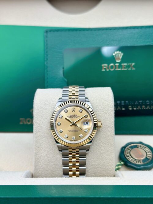 Rolex Datejust 28 Champagne Diamond Fluted Jubilee 2026 Unworn 279173
