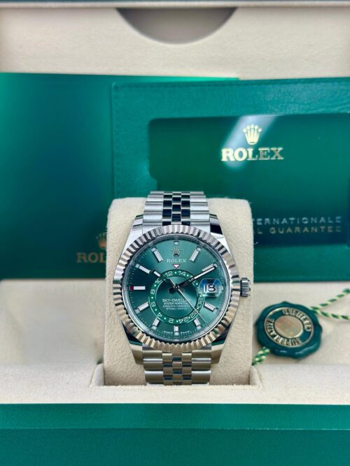Rolex Sky-Dweller 42 Mint Green Index Fluted Jubilee 2026 Unworn 336934