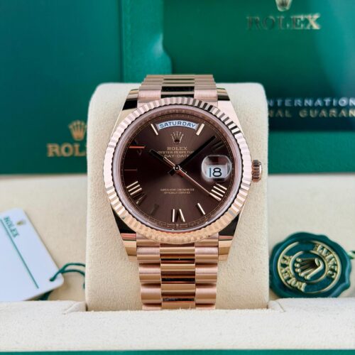 Rolex Day-date 40 Chocolate Roman Fluted President Preowned 2024 228235