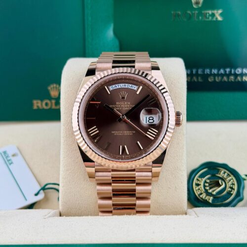 Rolex Day-date 40 Chocolate Roman Fluted President Preowned 2024 228235