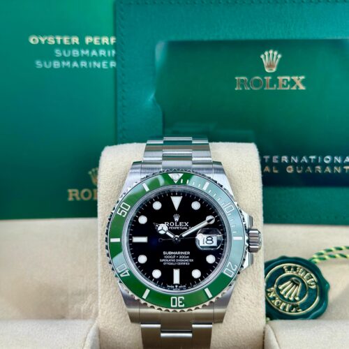 Rolex Submariner Date 41 Black/Green Oyster Preowned 2021 126610LV