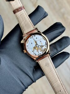 Patek Philippe Calatrava 39 Silvery White Index Dial Strap 2026 Unworn 6119R-001