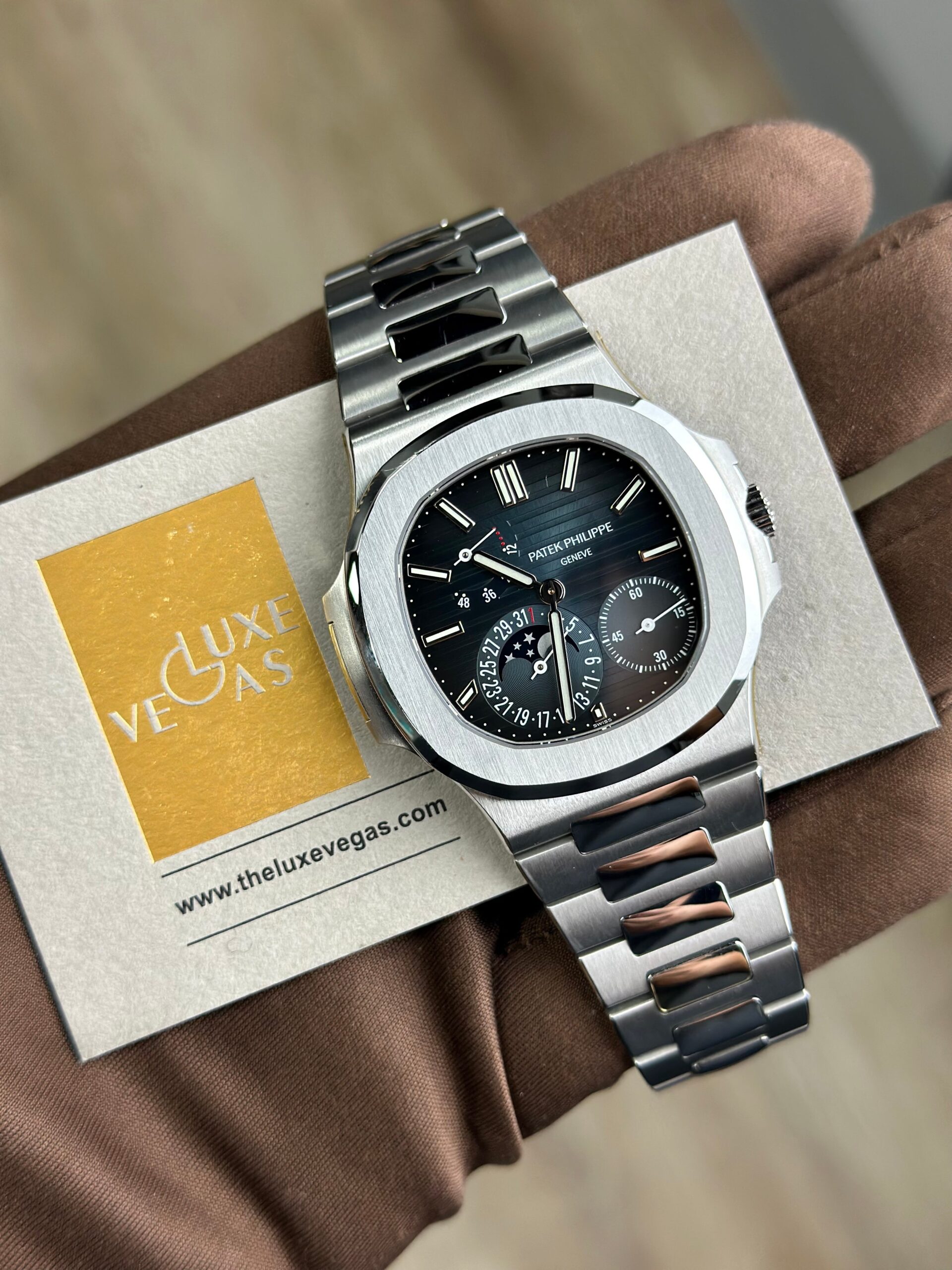 Patek Philippe Nautilus 40 Moon Phase Blue Black Index 5712/1A-001