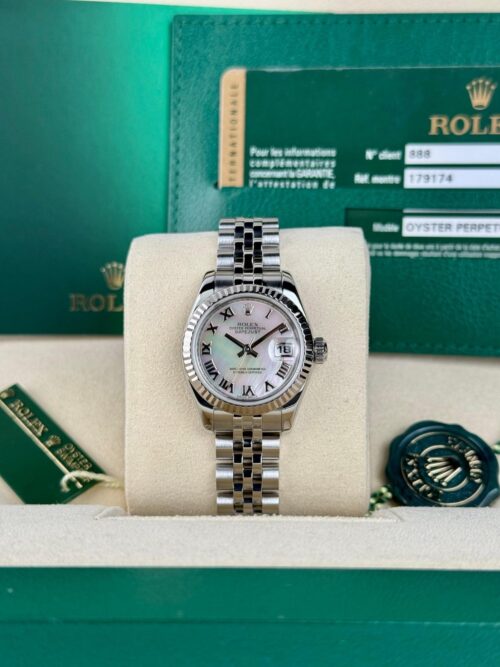 Rolex Datejust 26 MOP Pearl Roman Fluted Jubilee Preowned 2008 179174