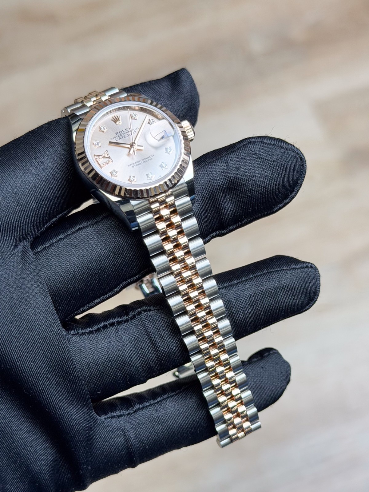 Rolex Datejust 28 Rose Star Diamond IX Fluted Jubilee 2026 Unworn 279171