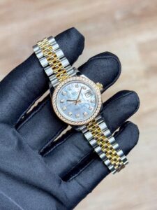 Rolex Datejust 28 MOP Pearl Diamond Jubilee 2025 Unworn 279383RBR