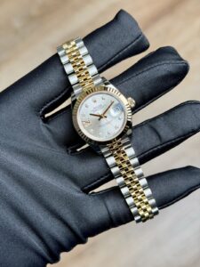 Rolex Datejust 28 Silver Star Diamond IX Fluted Jubilee 2026 Unworn 279173