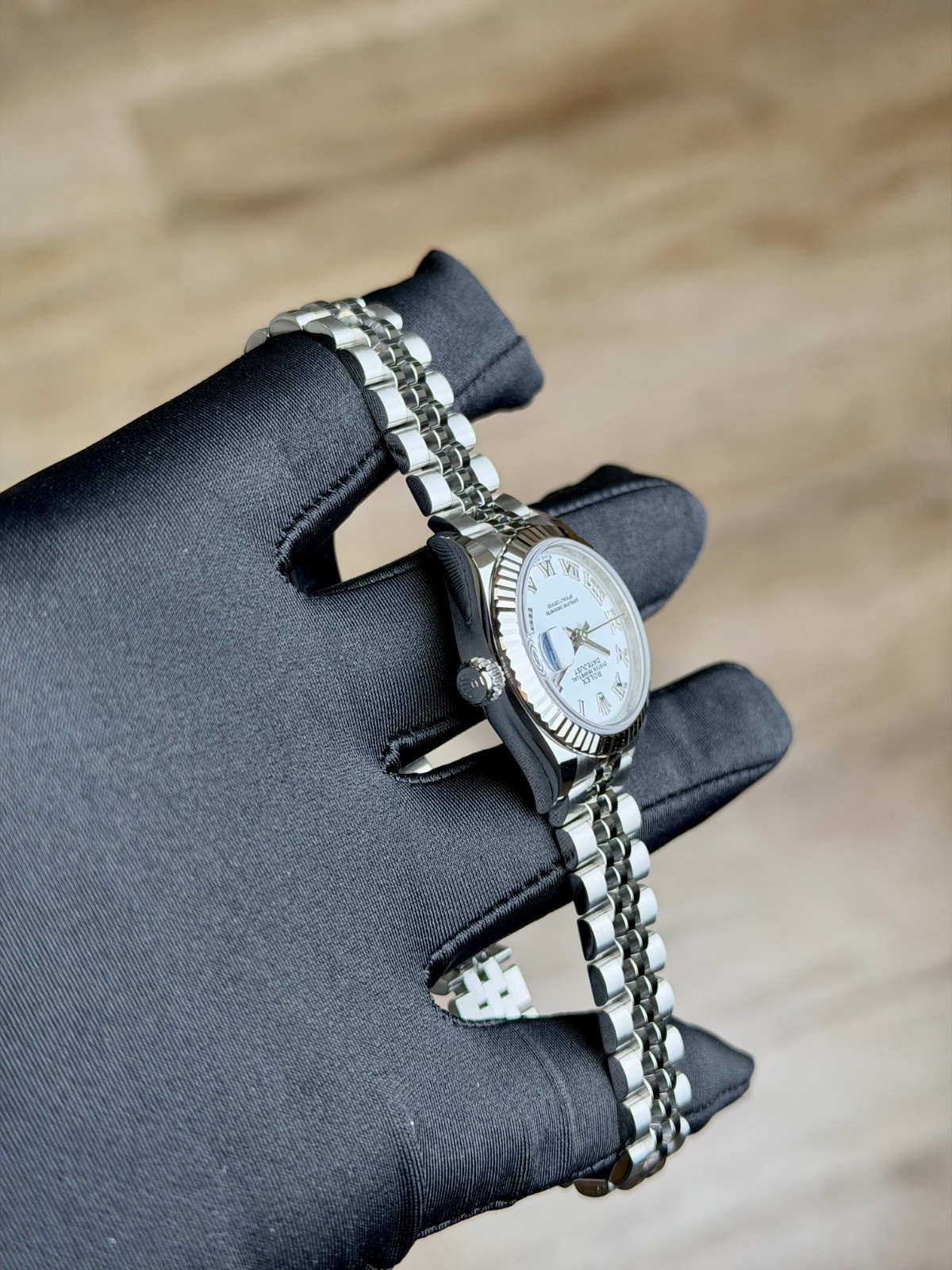 Rolex Datejust 28 White Roman Fluted Jubilee Preowned 2019 279174