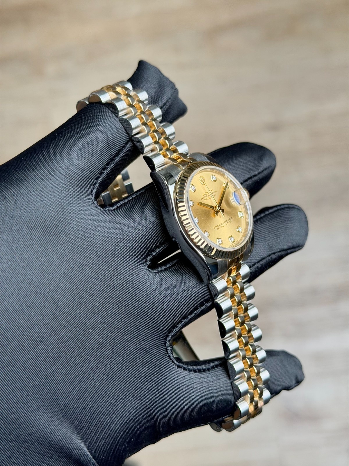 Rolex Datejust 31 Champagne Diamond Fluted Jubilee Preowned 2018 178273