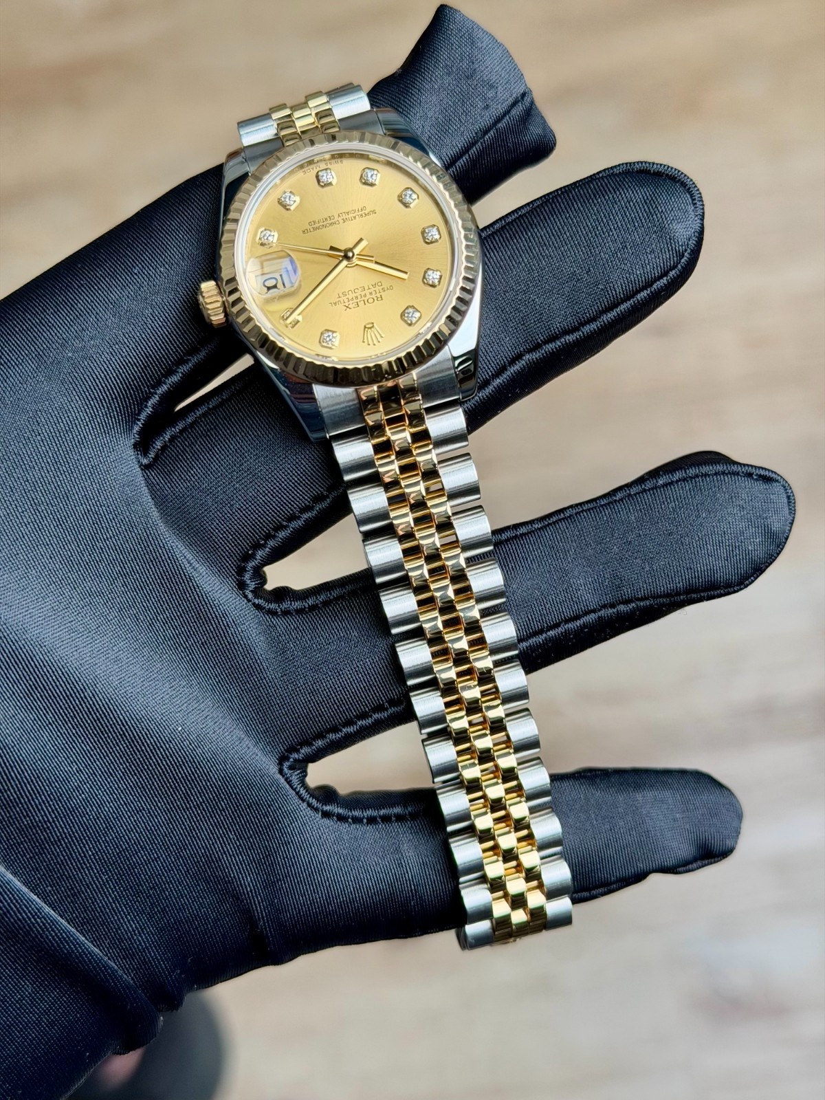 Rolex Datejust 31 Champagne Diamond Fluted Jubilee Preowned 2018 178273