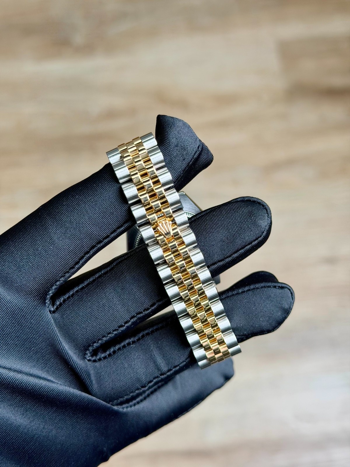 Rolex Datejust 31 Champagne Diamond Fluted Jubilee Preowned 2018 178273