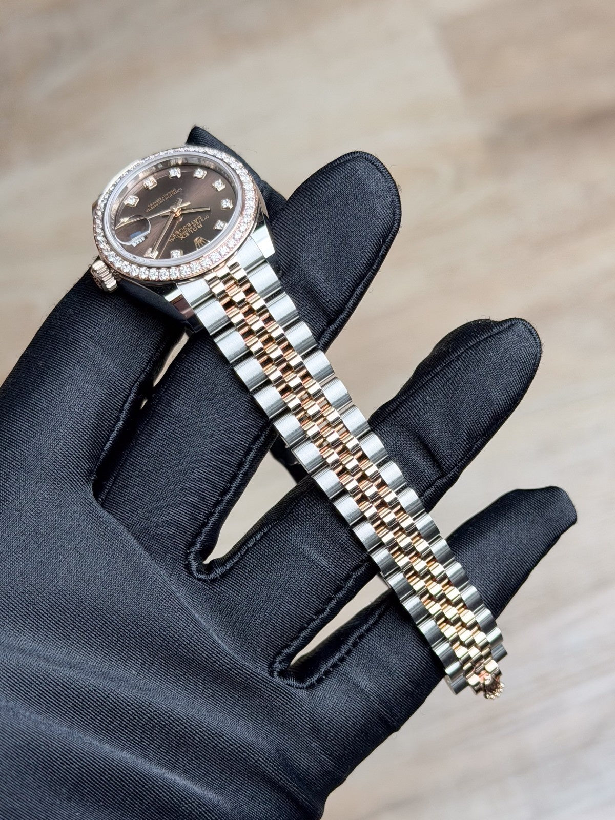 Rolex Datejust 28 Chocolate Diamond Bezel Jubilee 2026 Unworn 279381RBR