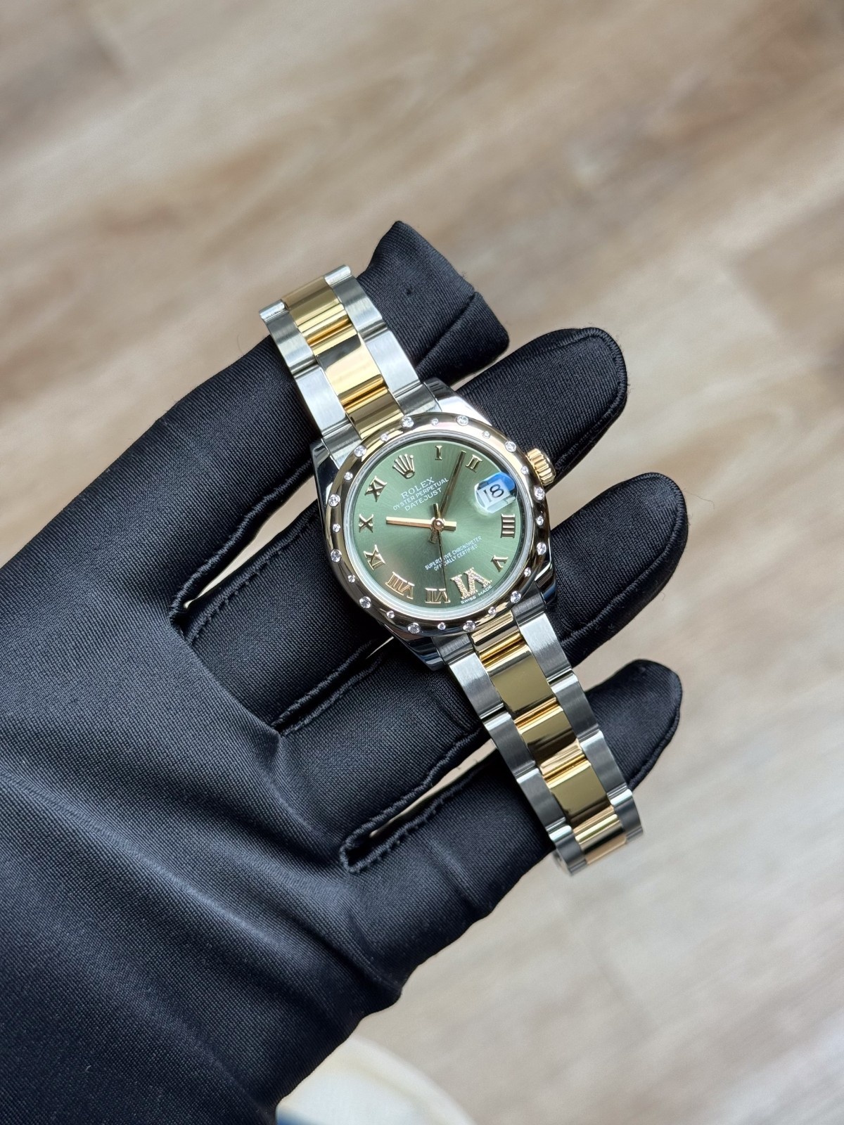 Rolex Datejust 31 Green Roman VI Diamond Domed Oyster Preowned 2010 178343RBR
