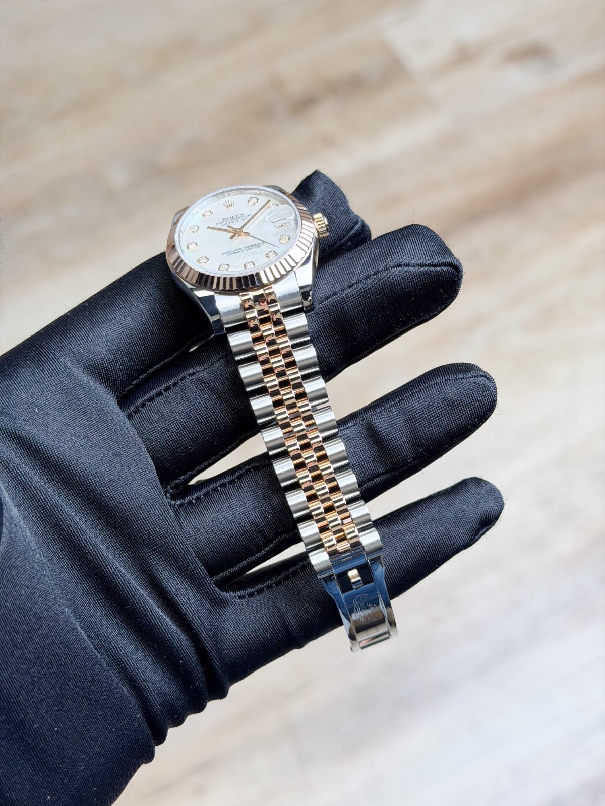 Rolex Datejust 31 MOP Pearl Diamond Fluted Jubilee Preowned 2011 178271