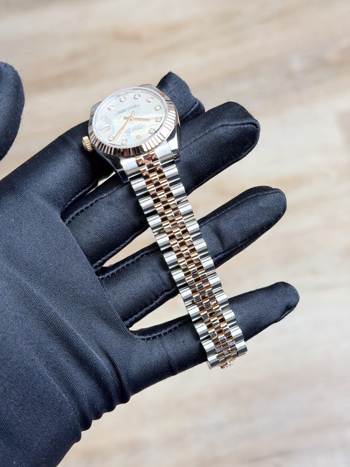 Rolex Datejust 31 MOP Pearl Diamond Fluted Jubilee Preowned 2011 178271