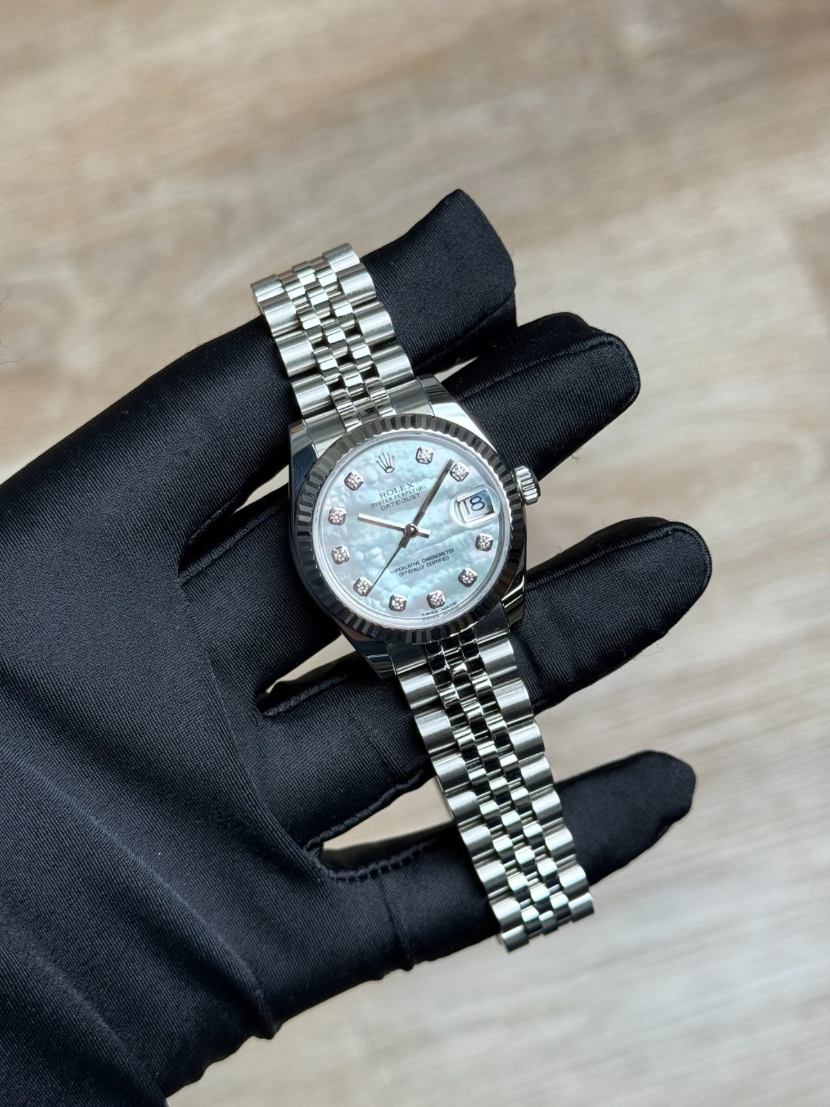 Rolex Datejust 31 MOP Pearl Diamond Fluted Jubilee Preowned 2017 178274