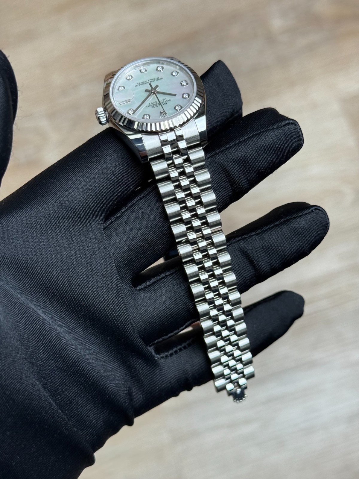 Rolex Datejust 31 MOP Pearl Diamond Fluted Jubilee Preowned 2017 178274