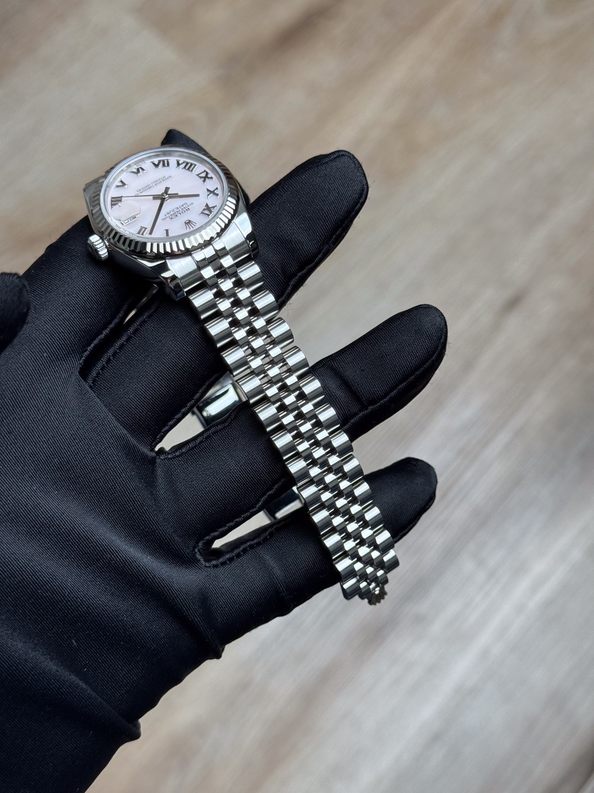 Rolex Datejust 31 Pink MOP Pearl Roman Fluted Jubilee Preowned 2014 178274