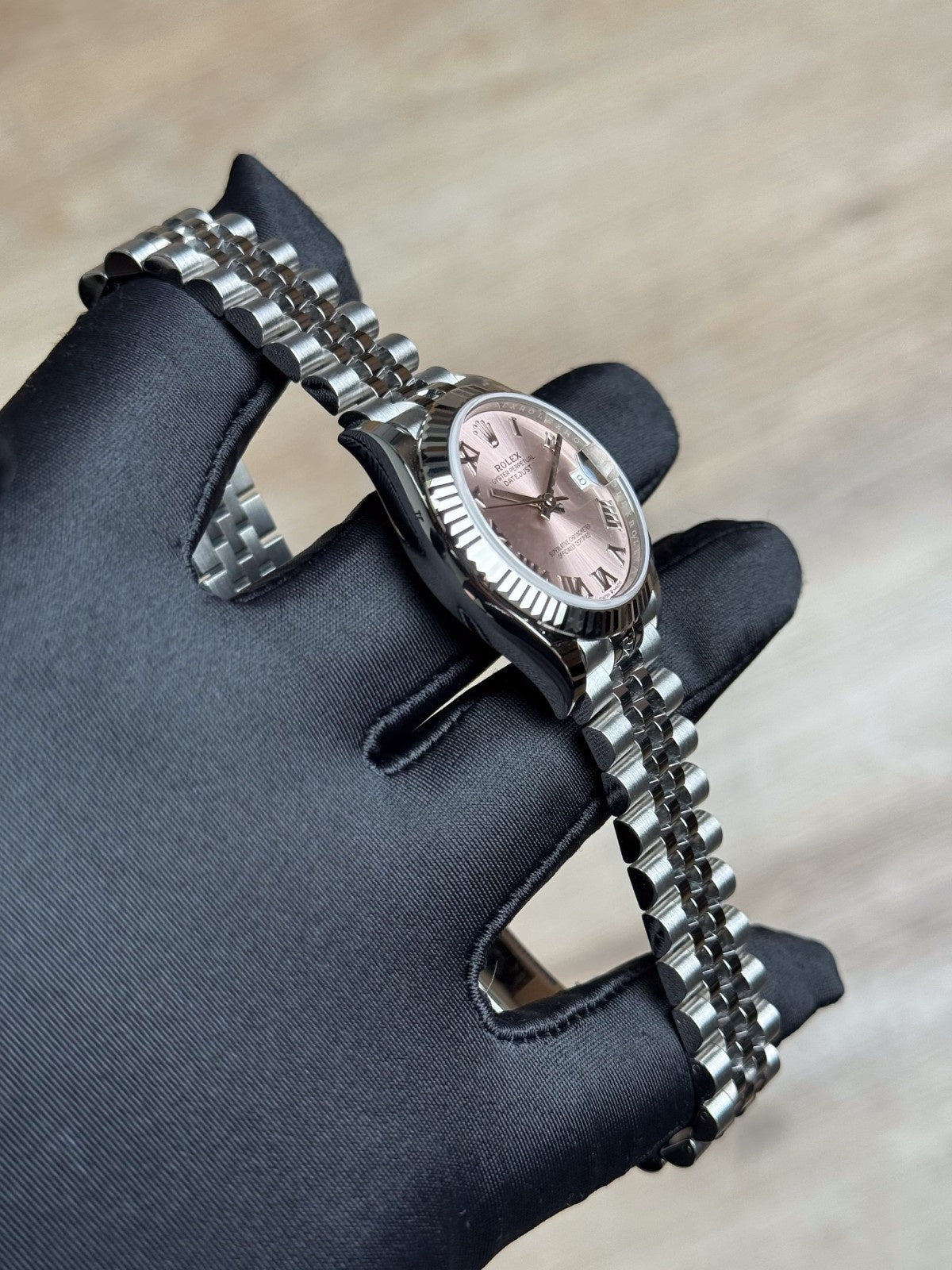 Rolex Datejust 31 Pink Roman Fluted Jubilee 2026 Unworn 278274