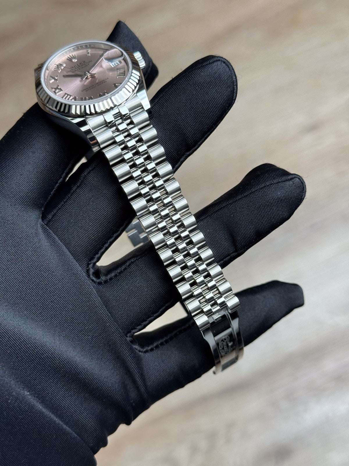 Rolex Datejust 31 Pink Roman Fluted Jubilee 2026 Unworn 278274