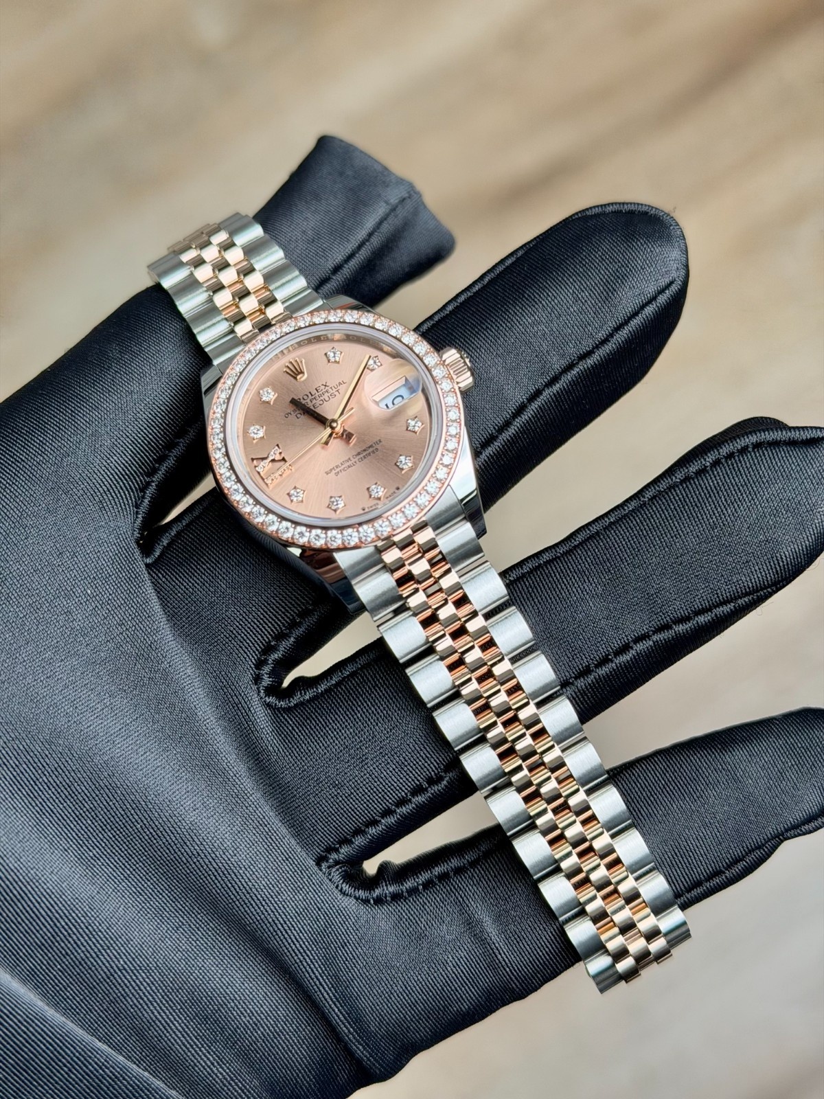 Rolex Datejust 28 Rose Diamond Star IX Dial Jubilee 2026 Unworn 279381RBR