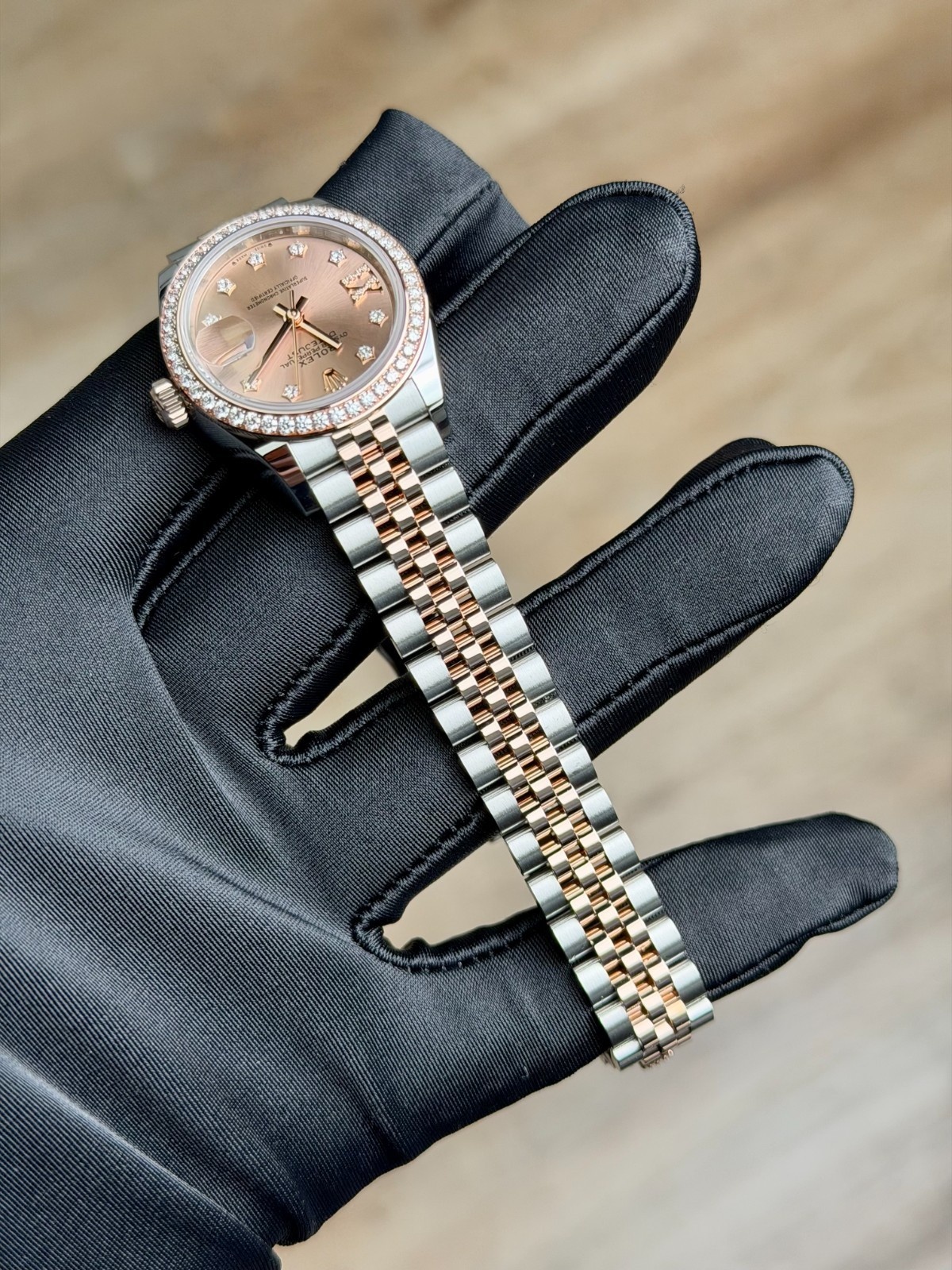 Rolex Datejust 28 Rose Diamond Star IX Dial Jubilee 2026 Unworn 279381RBR